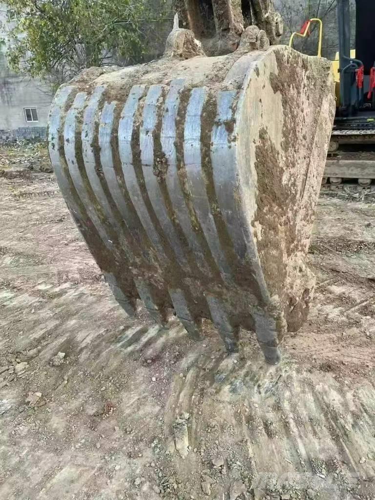 Volvo EC 350DL Lánctalpas kotrók