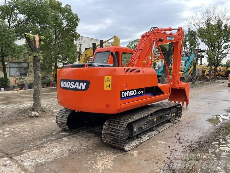 Doosan DX150 Lánctalpas kotrók