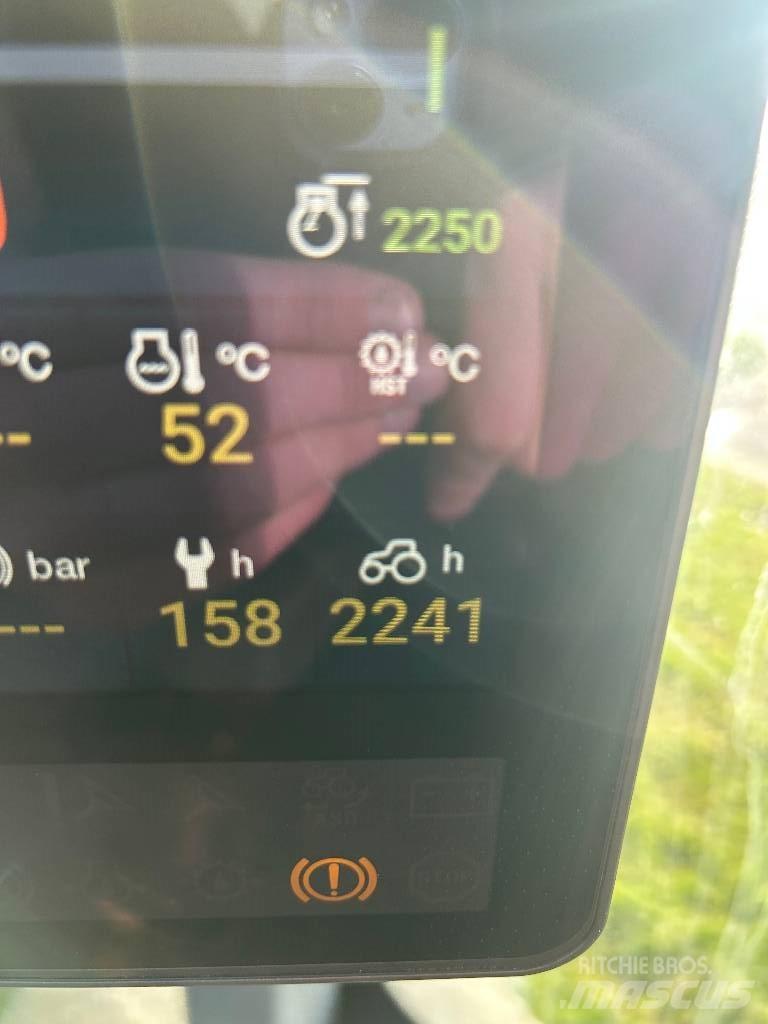 Valtra T235 Traktorok