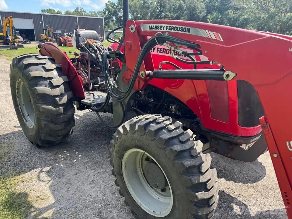 Massey Ferguson 2635 Traktorok