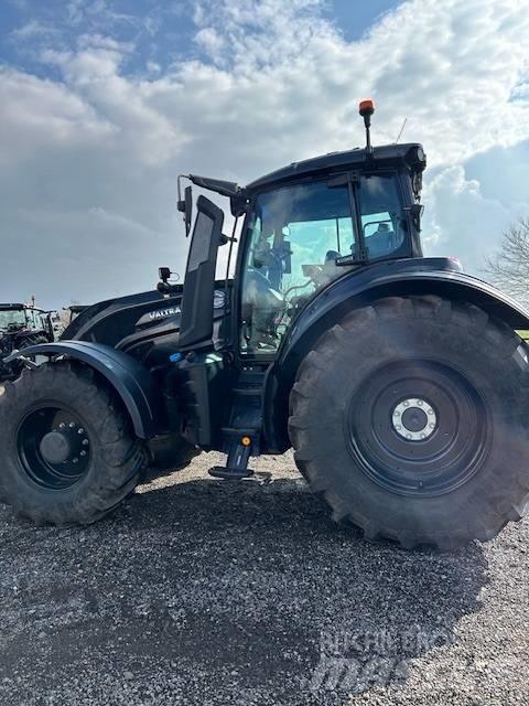 Valtra T 235 D Traktorok