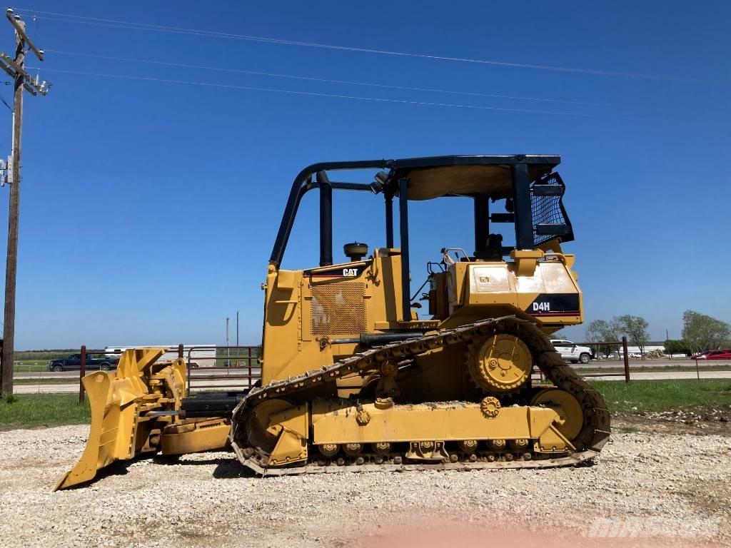 CAT Bulldozer D4H lánctalpas dózerek