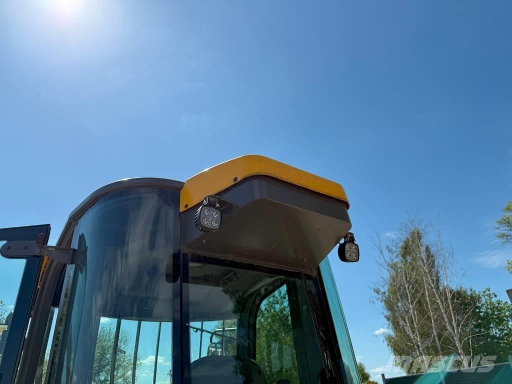 Mecalac 6 SMDX Mezei dömperek