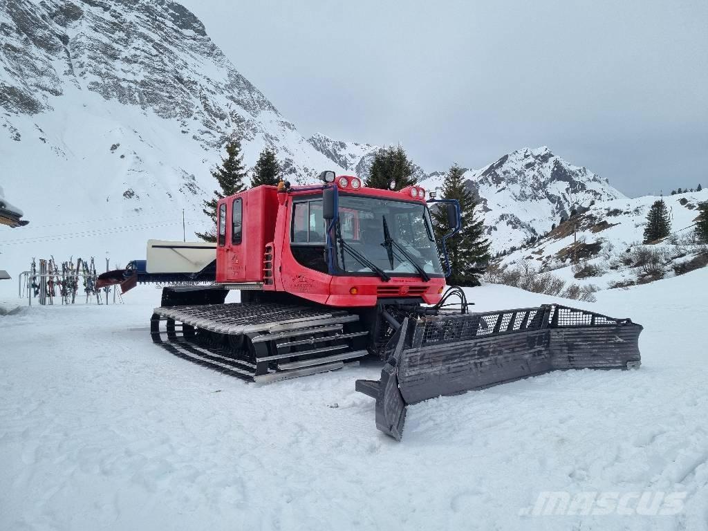 Pistenbully 300 DD Sípálya kezelő gépek