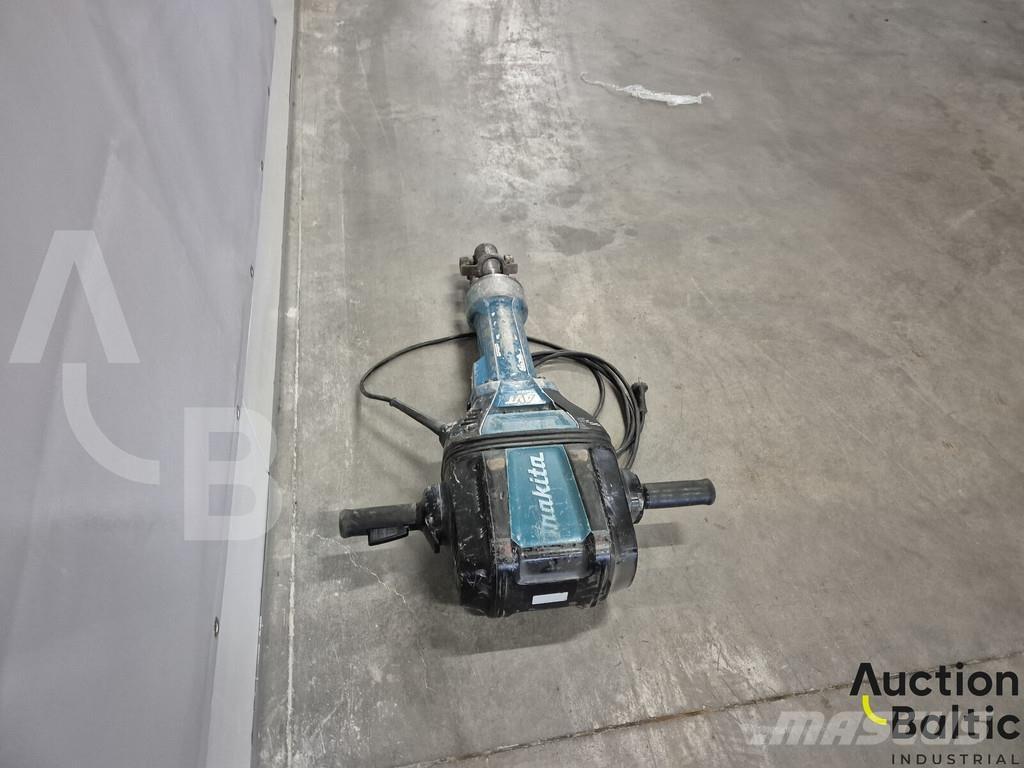 Makita HM1812 Egyéb