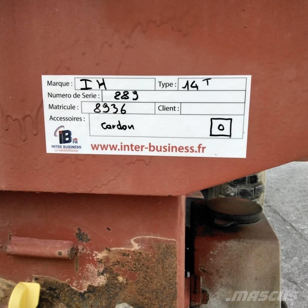 IH B14 Billenő Mezőgazdasági pótkocsik