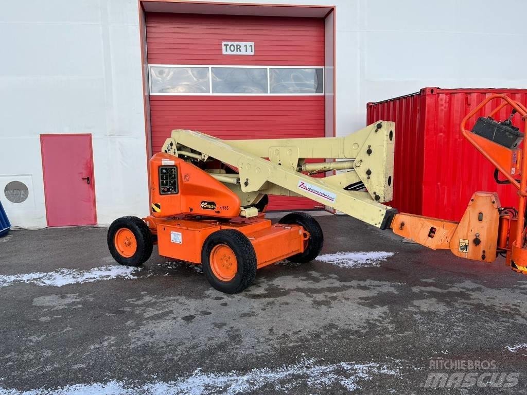 JLG 45 E Karos emelők