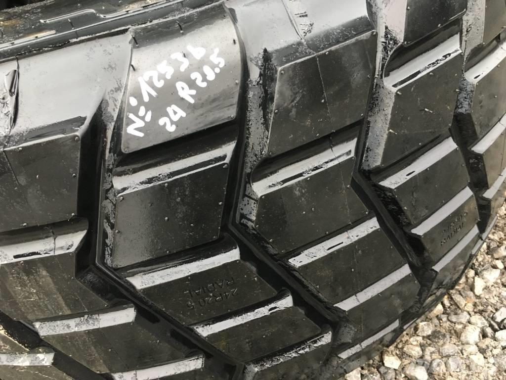  MAGNA TYRES 24R20.5 Gumiabroncsok, kerekek és felnik