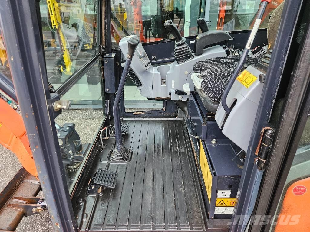 Kubota KX 019-4 Mini kotrók < 7t