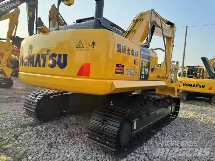 Komatsu PC210LC Lánctalpas kotrók