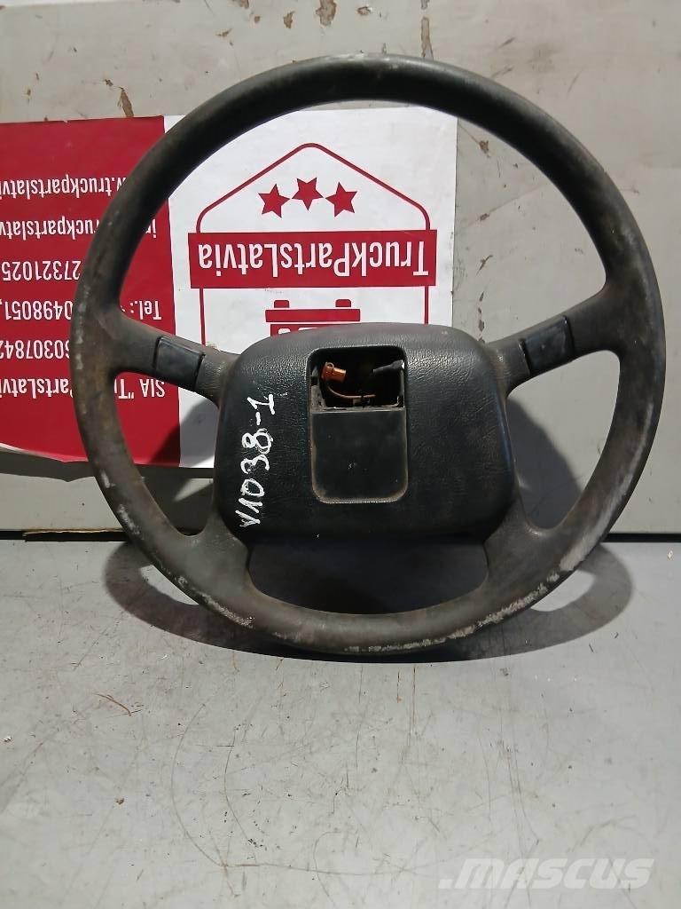 Volvo FL   1062027 Vezetőfülke és belső tartozékok