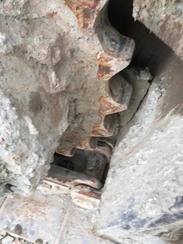 CAT 365 C L ME Lánctalpas kotrók