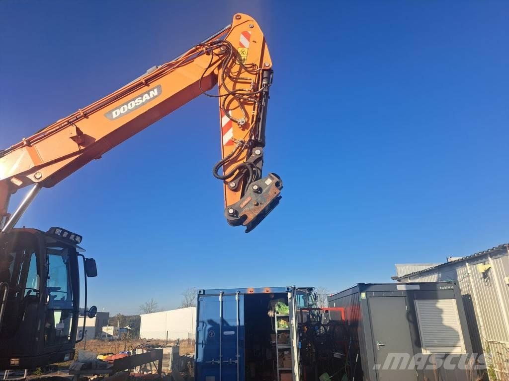 Doosan DX170W-5 Gumikerekes kotrók