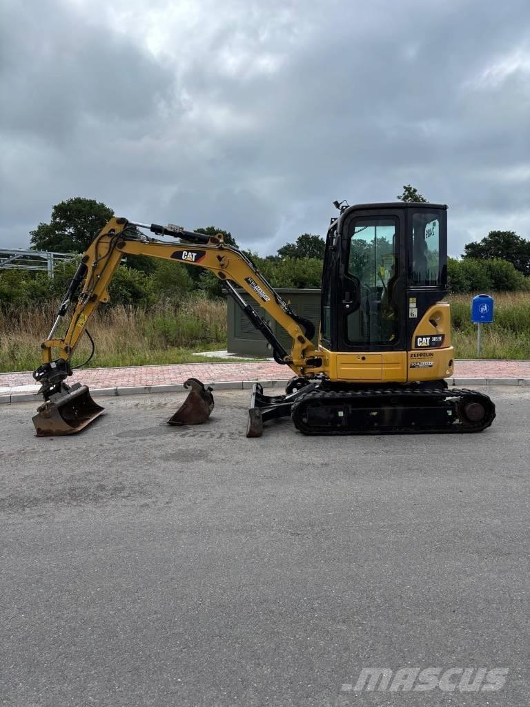 CAT 303.5E2 Mini kotrók < 7t