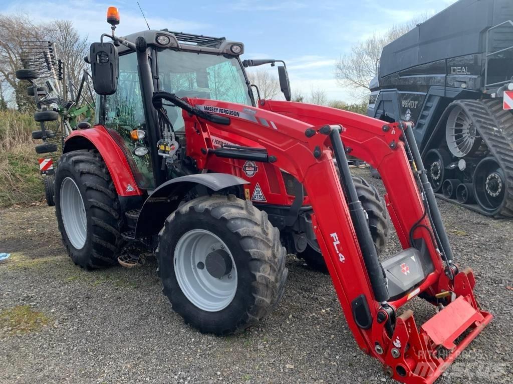 Massey Ferguson 5712 Traktorok