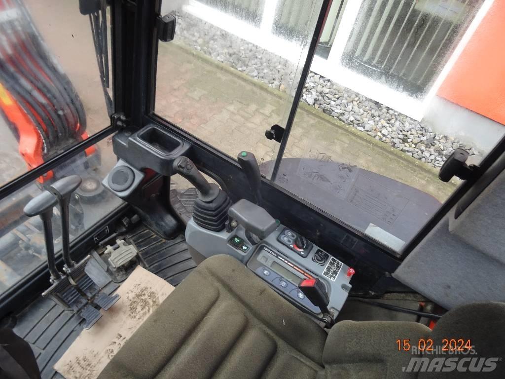 Kubota 101-3 Mini kotrók < 7t