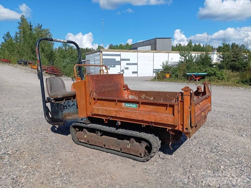 Ausa S 12 Mezei dömperek