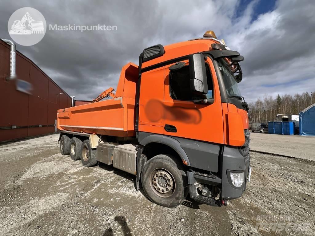 Mercedes-Benz Arocs Billenő teherautók