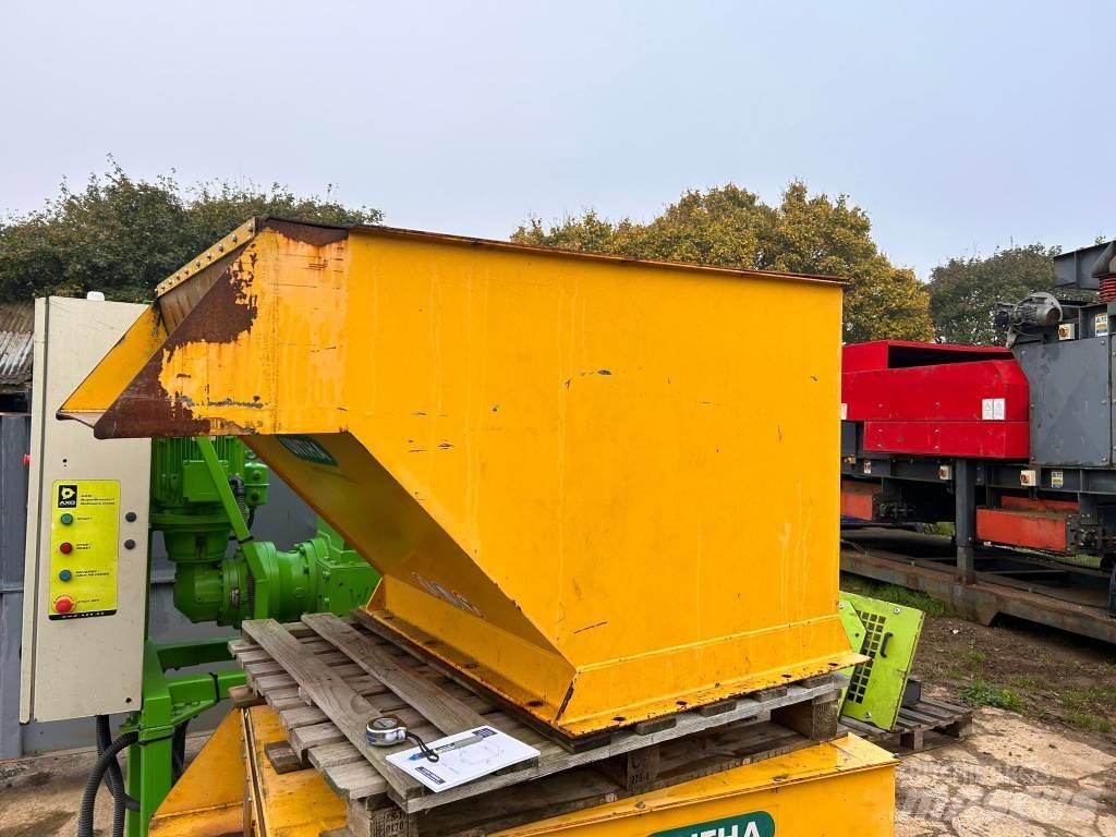 Untha RS50 Feed Hood Hulladék/Újrahasznosító berendezések alkatrészei