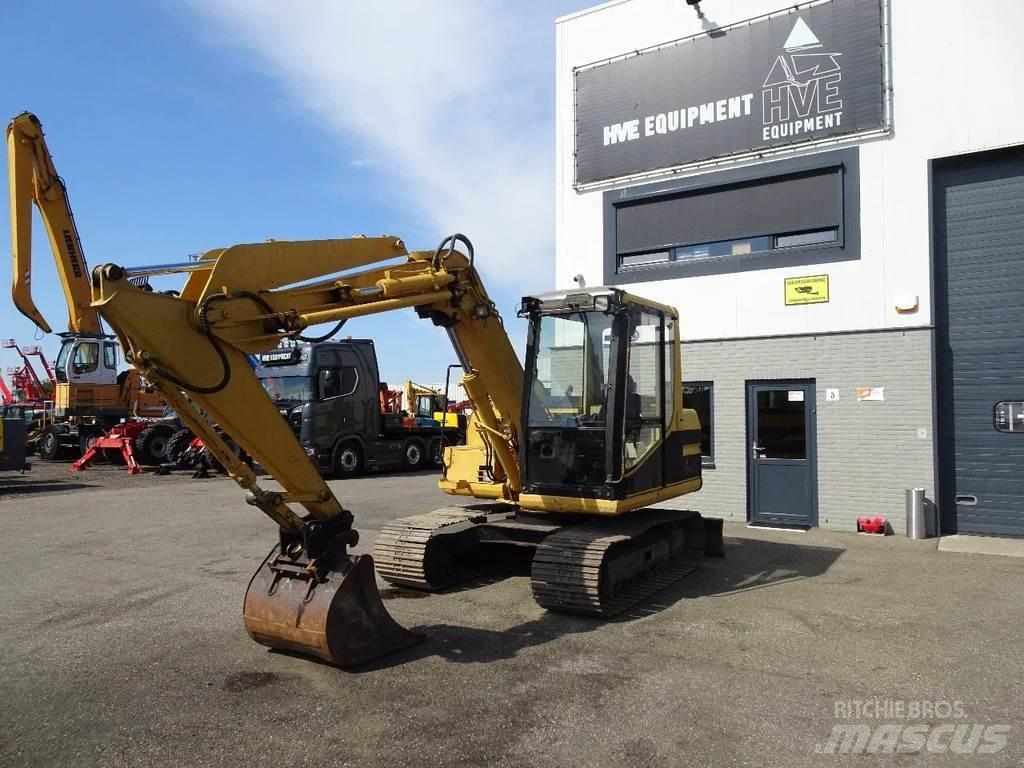 CAT 307 Mini kotrók < 7t