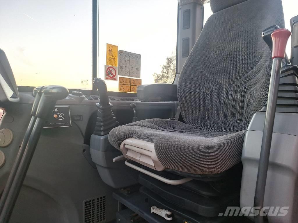 Doosan DX 80 R Közepes (midi) kotrók 7 t - 12 t
