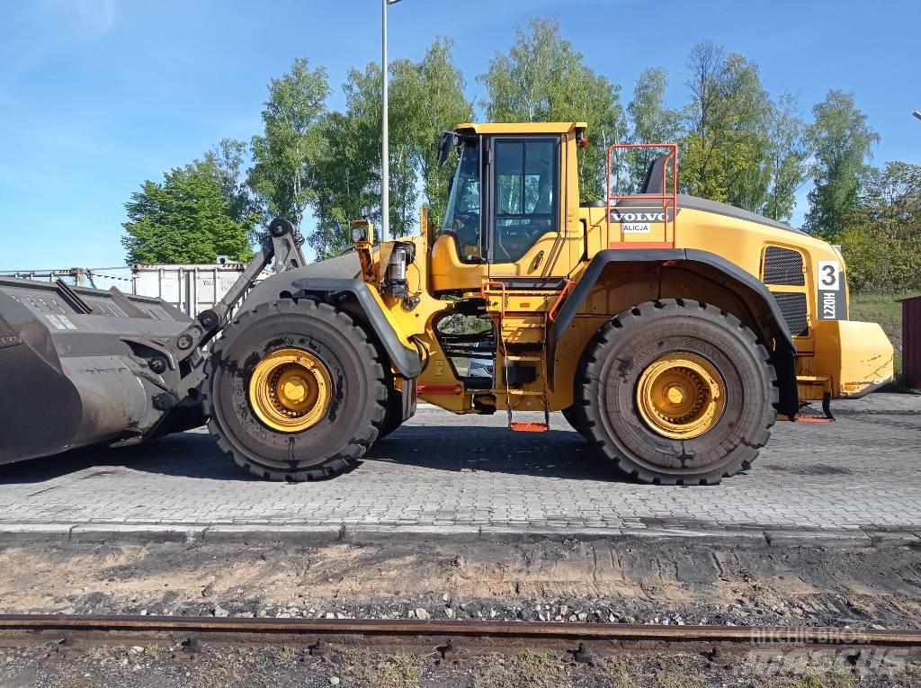 Volvo L 220 H Gumikerekes homlokrakodók