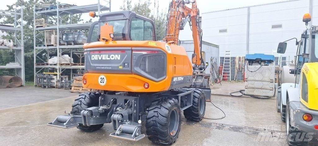 Doosan DX 100 W-7 Gumikerekes kotrók