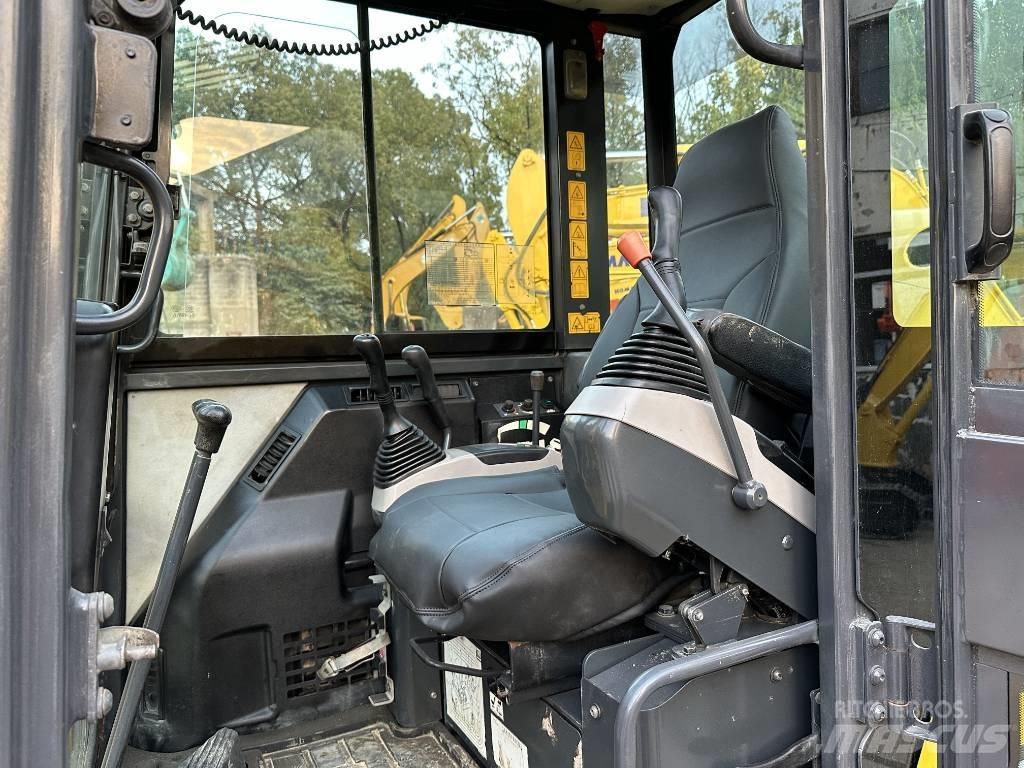 Komatsu PC 56-7 Mini kotrók < 7t