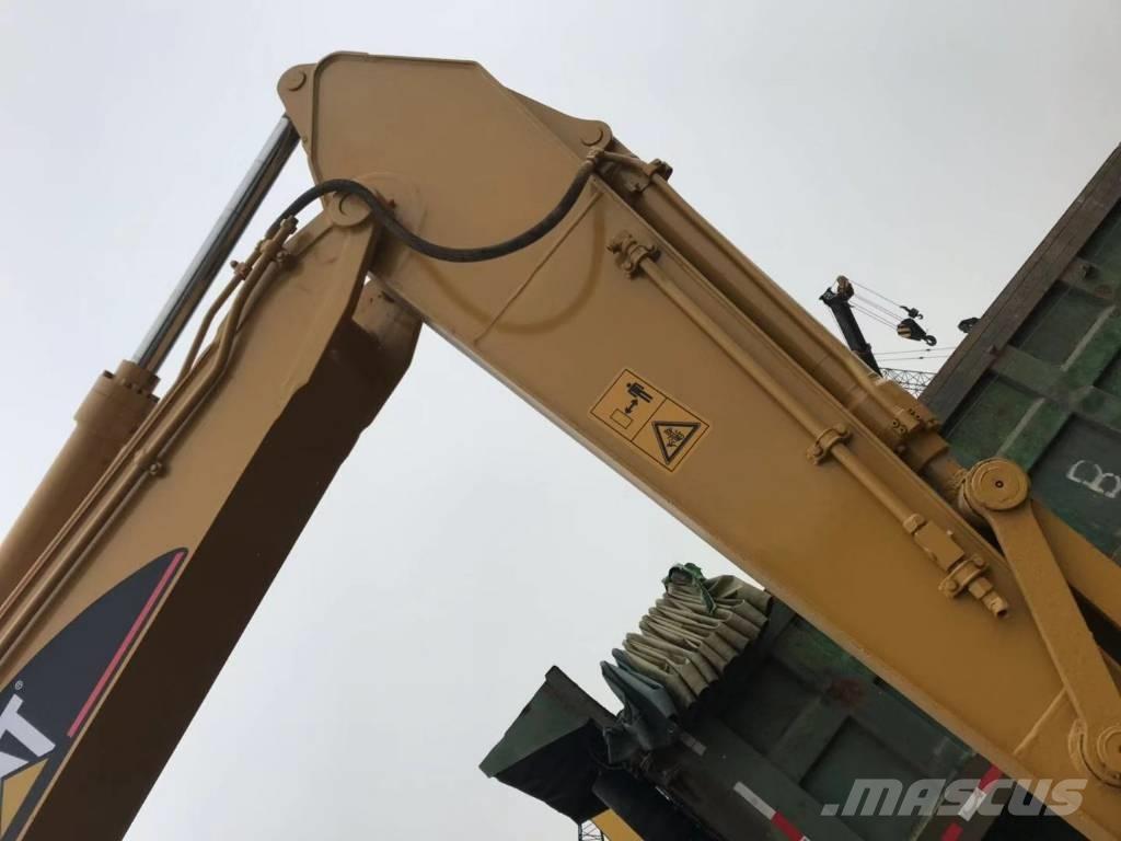 CAT 320 B L Lánctalpas kotrók