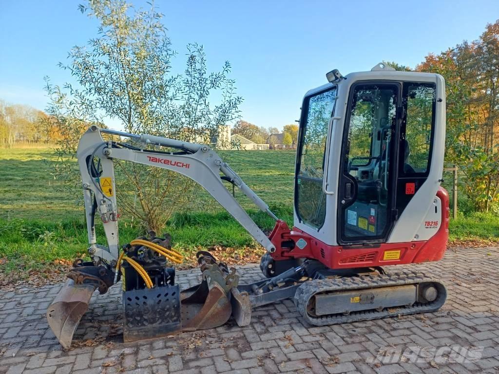 Takeuchi TB 216 Mini kotrók < 7t