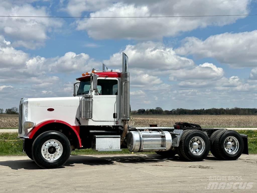 Peterbilt 388 Nyergesvontatók