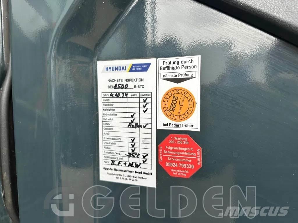 Hyundai HX220L Lánctalpas kotrók