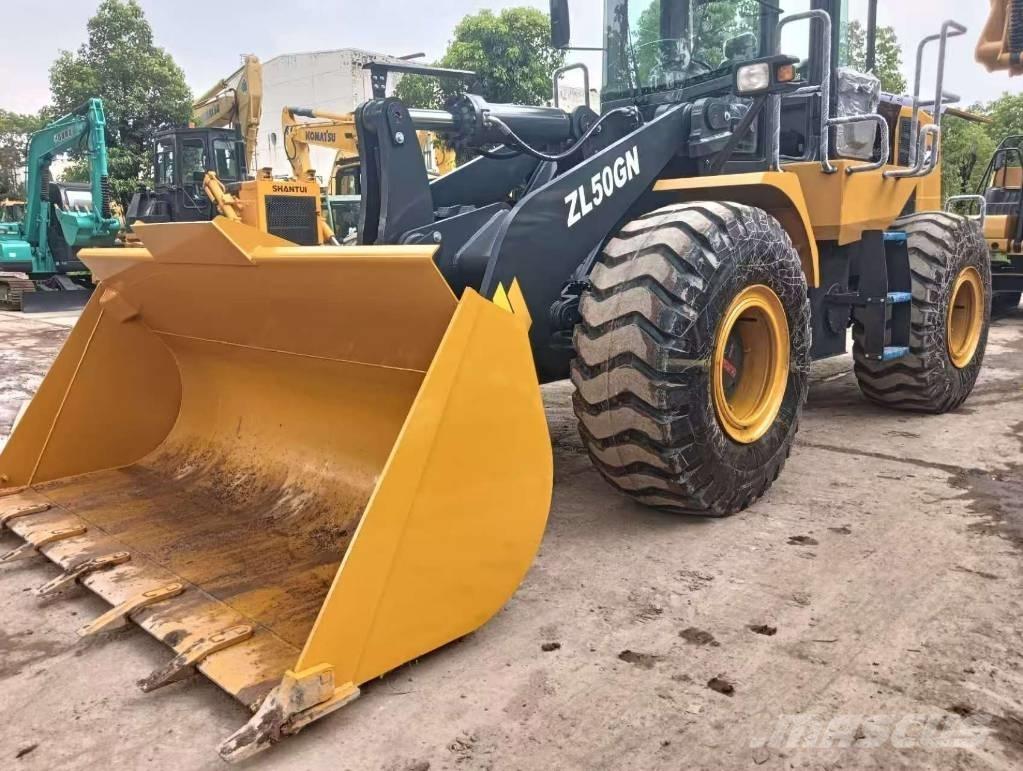 XCMG ZL 50 GN Gumikerekes homlokrakodók