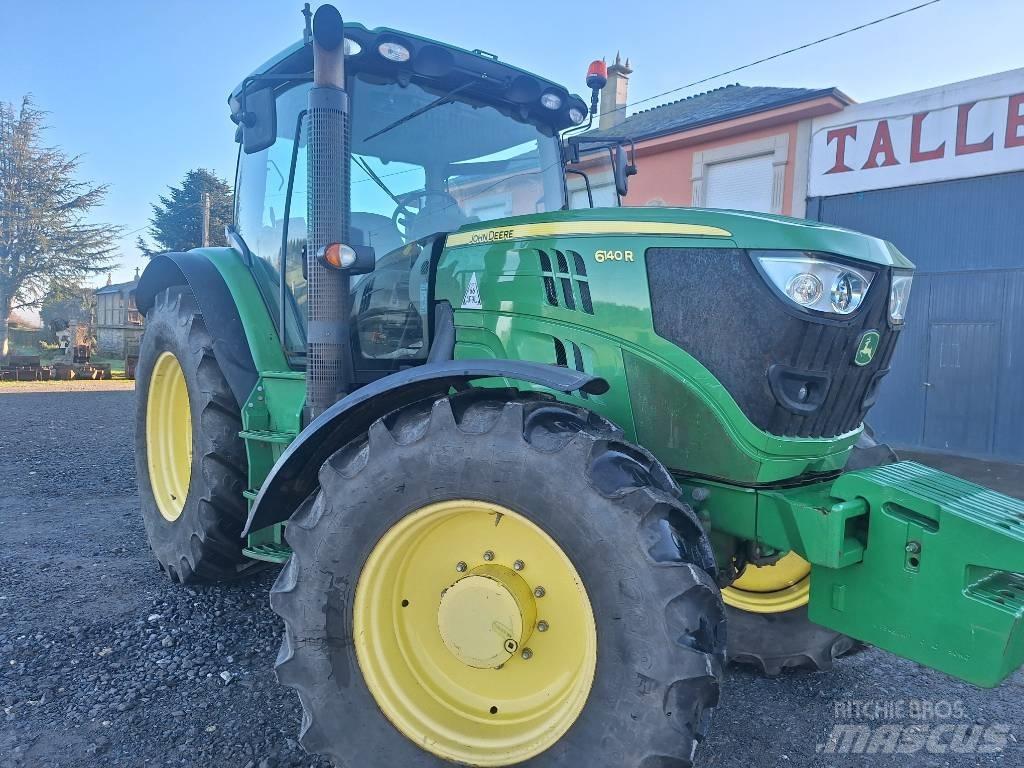 John Deere 6140 R Traktorok