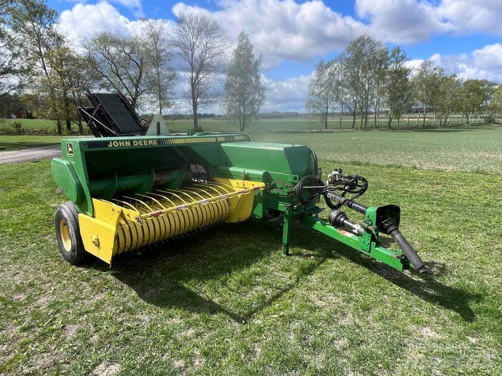 John Deere 359 Szögletes bálázók
