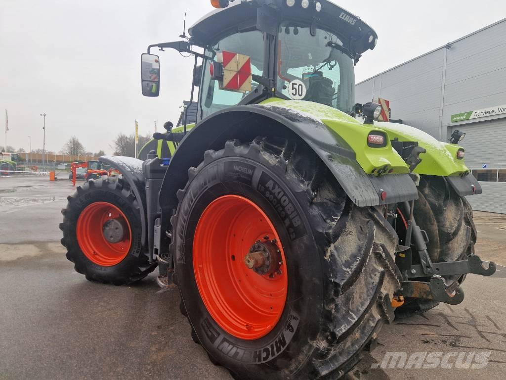 CLAAS Axion 960 Traktorok