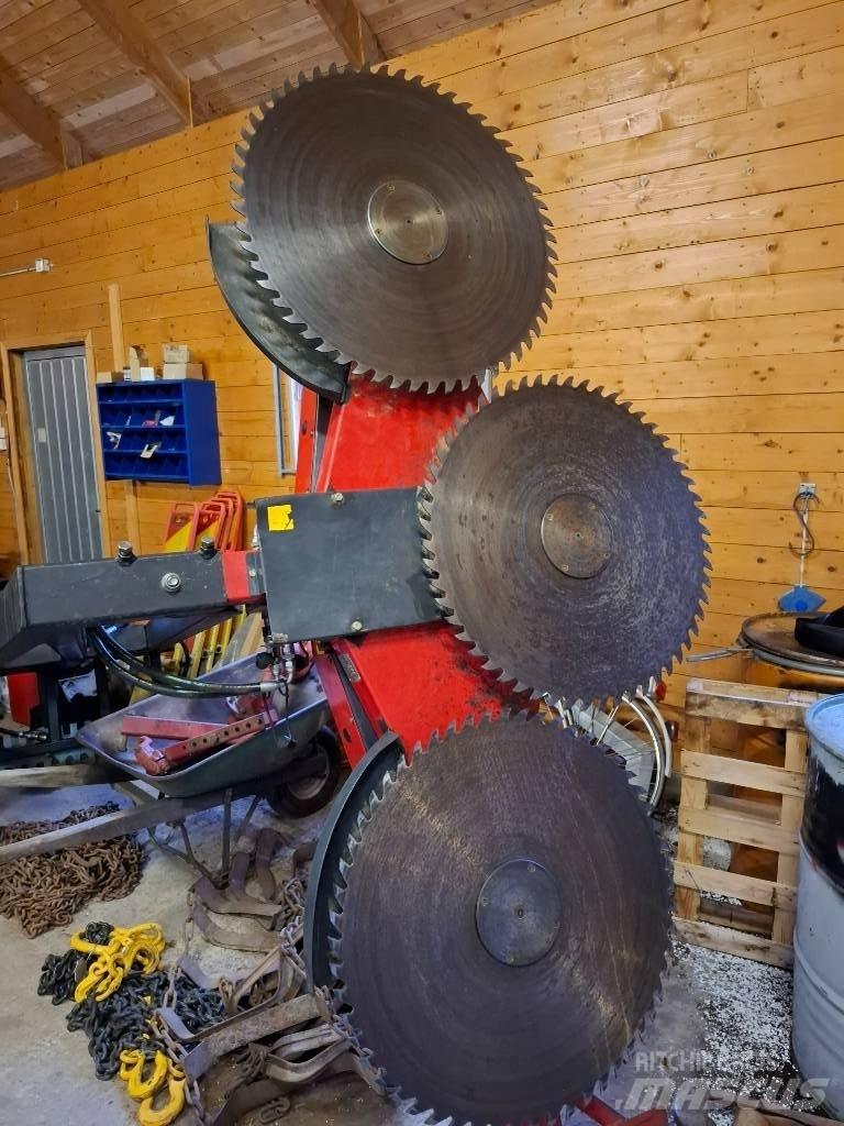 Elkaer S2300  Grensåg Erdészet - Egyebek