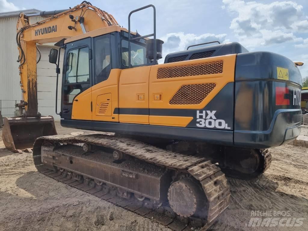 Hyundai HX 300 LC Lánctalpas kotrók