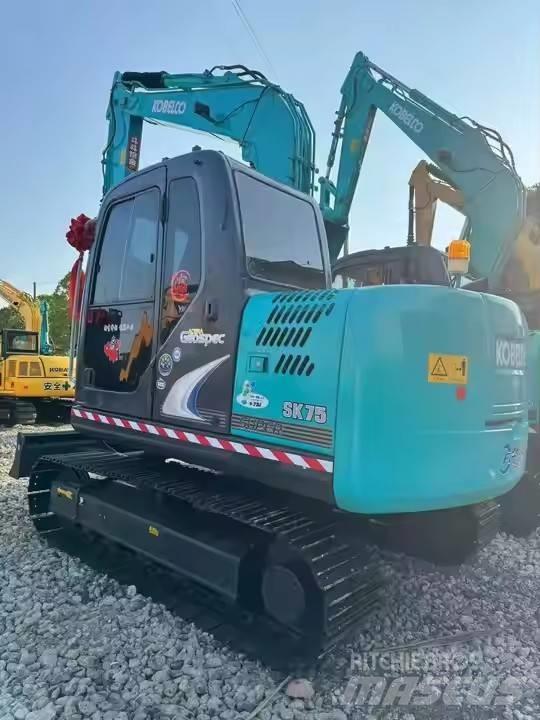 Kobelco SK 75 Lánctalpas kotrók