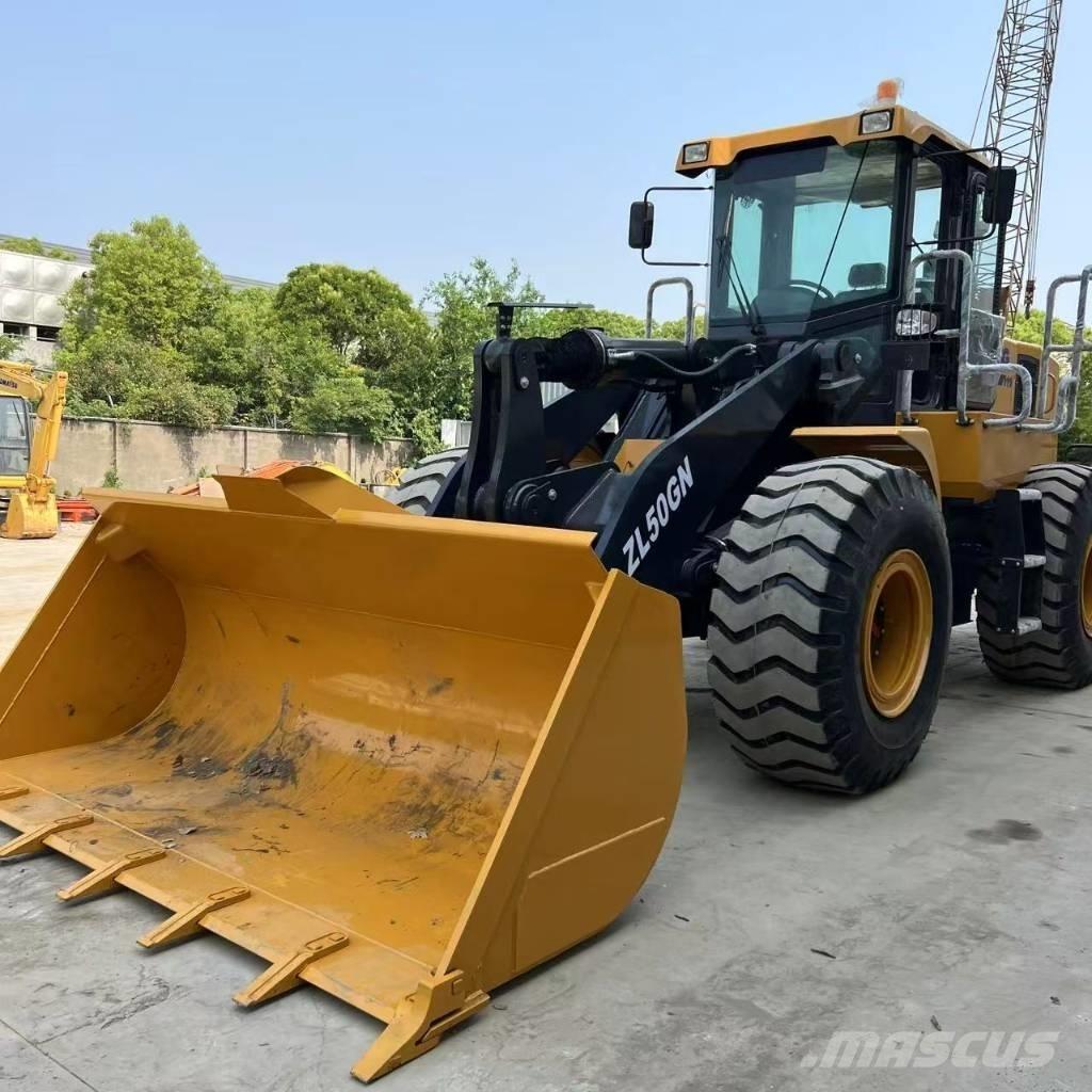 XCMG ZL 50 GN Gumikerekes homlokrakodók