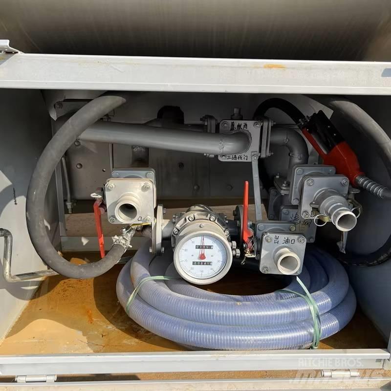 Shacman F 3000 Tartályos teherautók