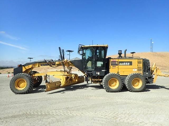 Komatsu GD655-7 Gréderek