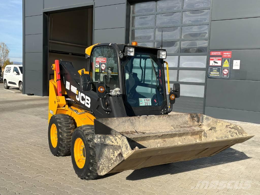 JCB 250 T4 Mini homlokrakodók