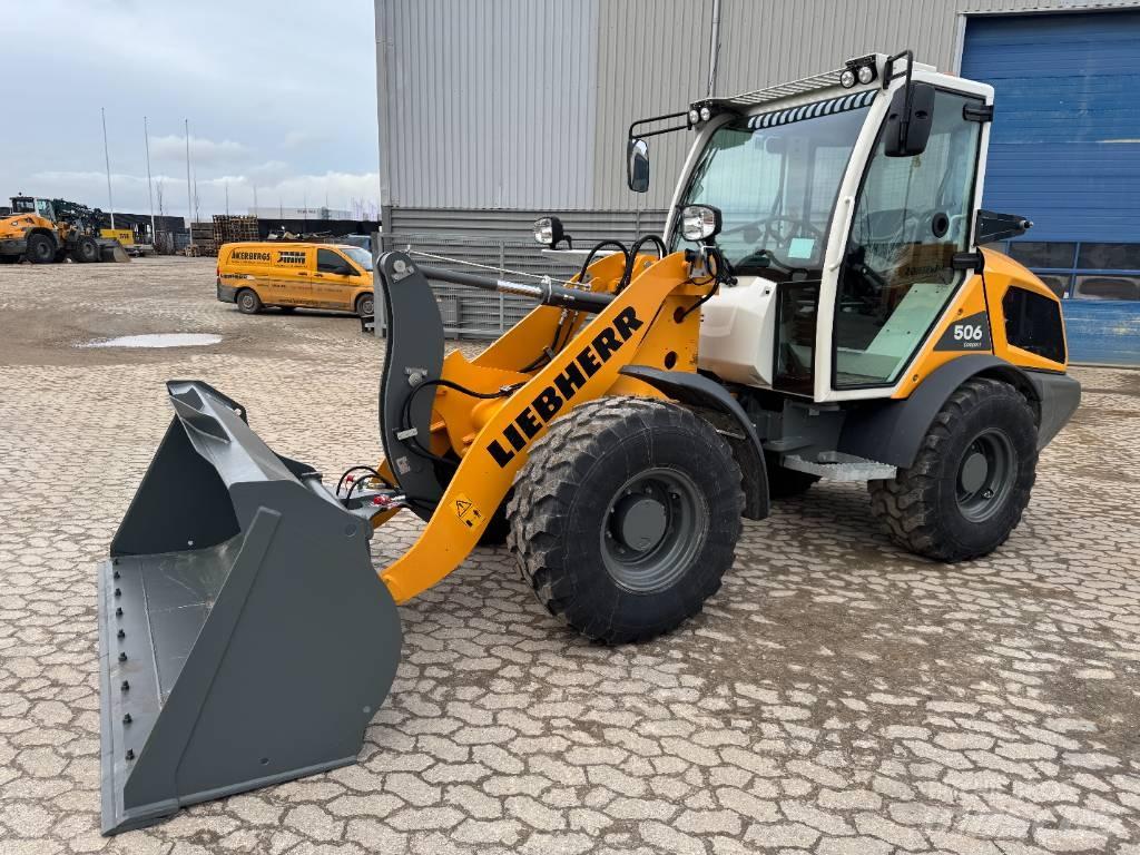 Liebherr L 506 Gumikerekes homlokrakodók