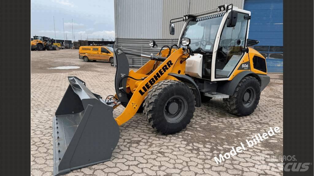 Liebherr L 506 Gumikerekes homlokrakodók