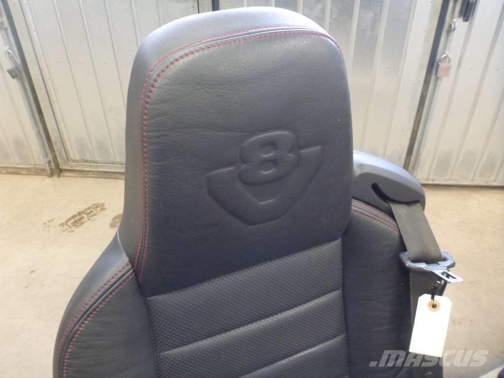 Scania R 650 Vezetőfülke és belső tartozékok