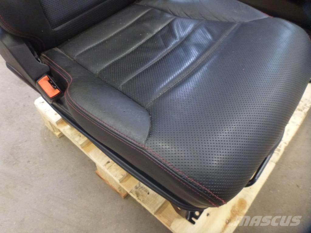 Scania R 650 Vezetőfülke és belső tartozékok