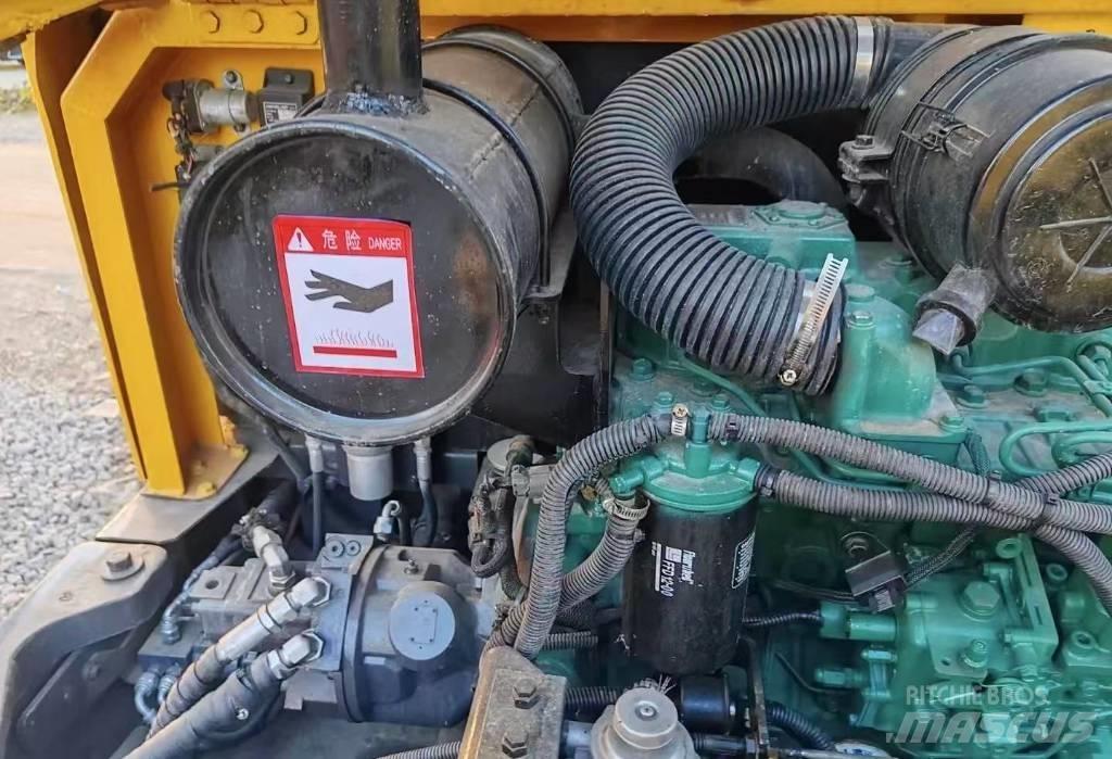 Volvo EC 60 Lánctalpas kotrók