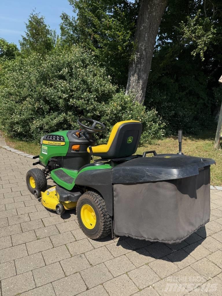 John Deere X 155 R Ráülős fűnyírók