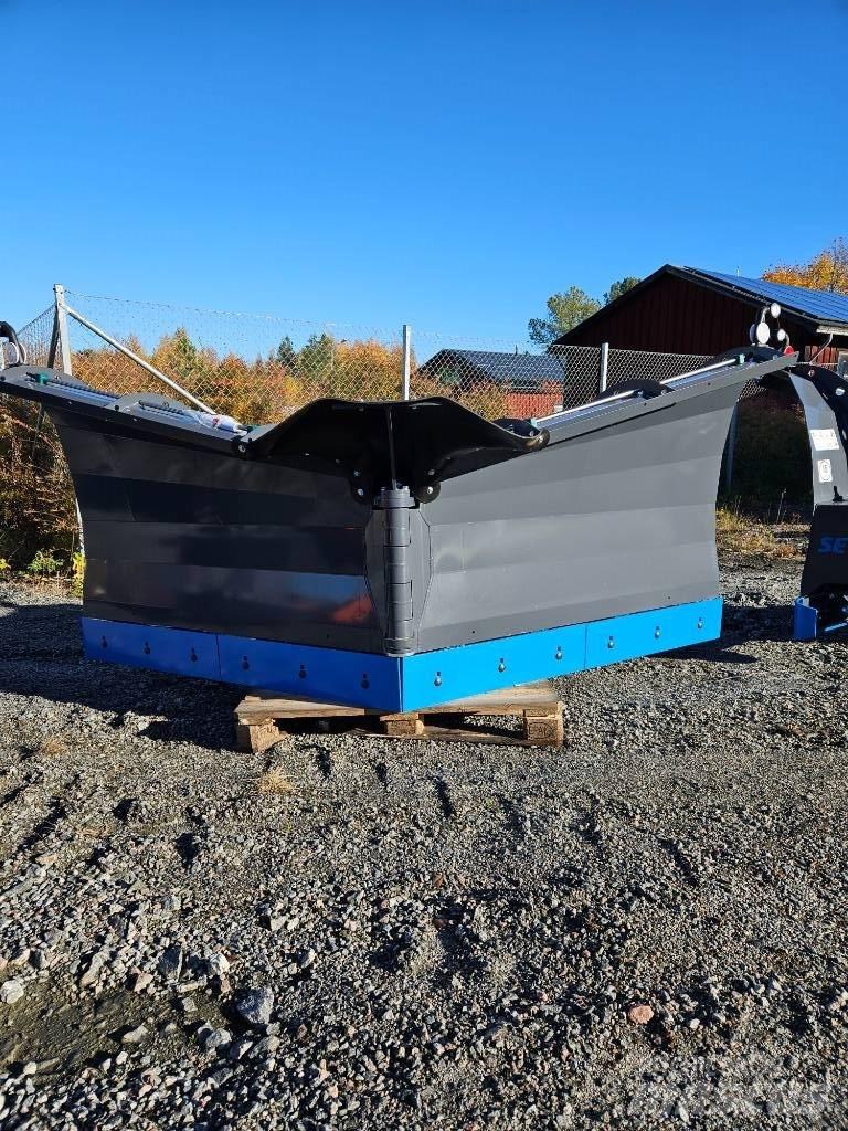 SE Equipment  3700 Ekék